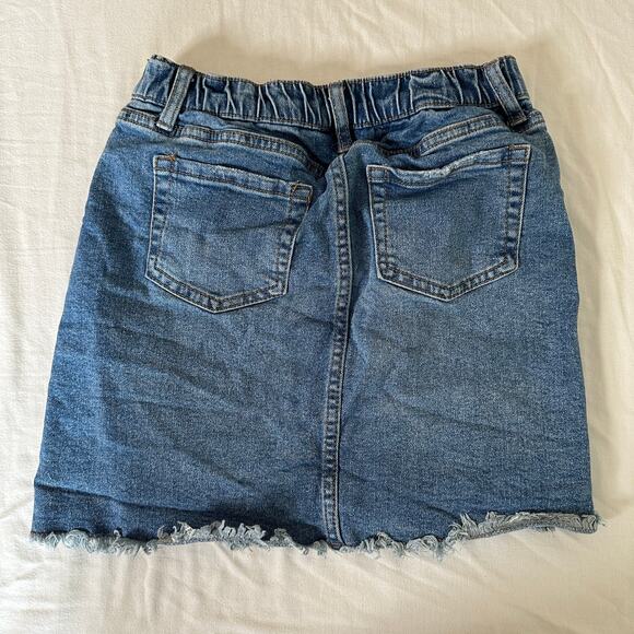 Cat & Jack Medium Wash Denim Skirt Sz L 10/12 - Picture 4 of 4